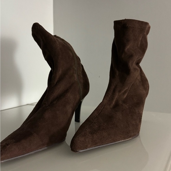 suede booties - Picture 2 of 8